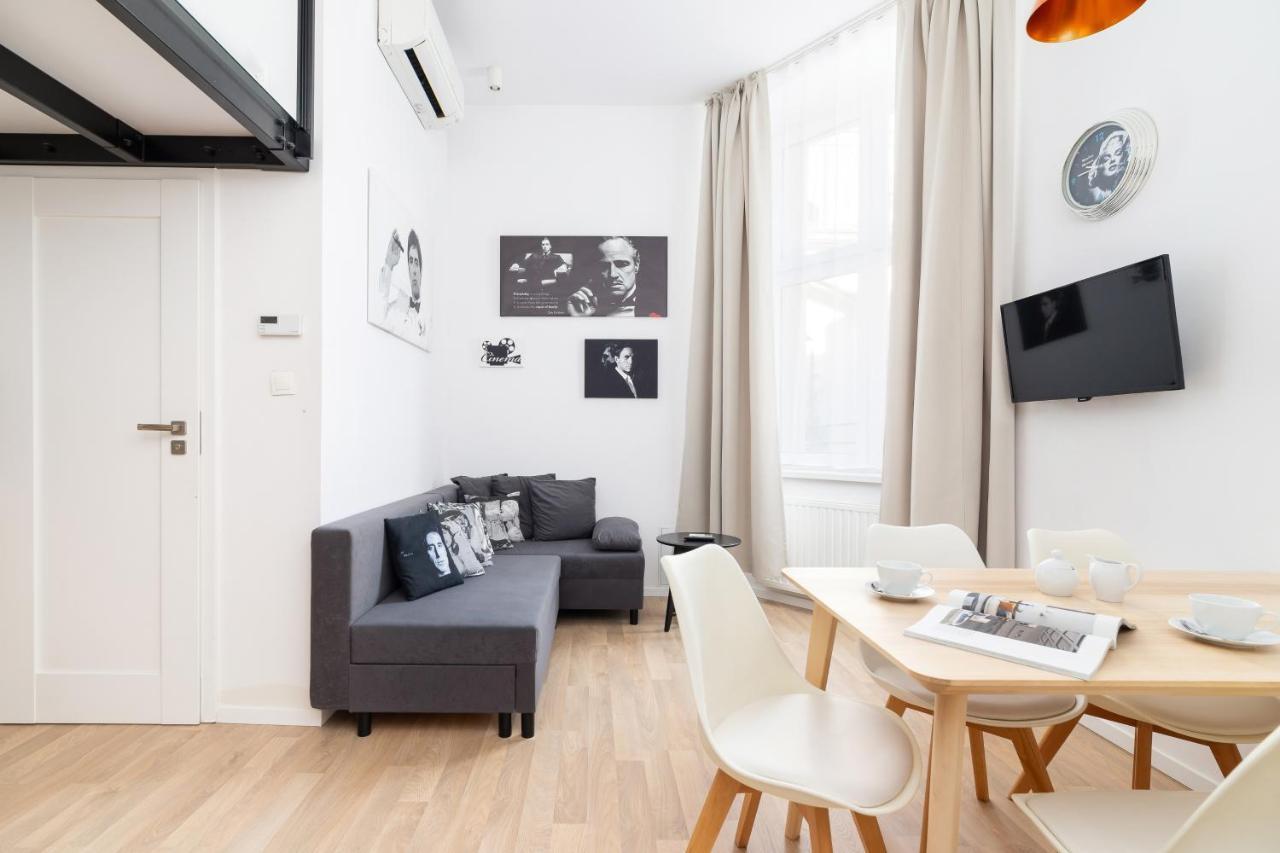 Apartments Dietla Cracow By Noclegi Renters Краків Екстер'єр фото